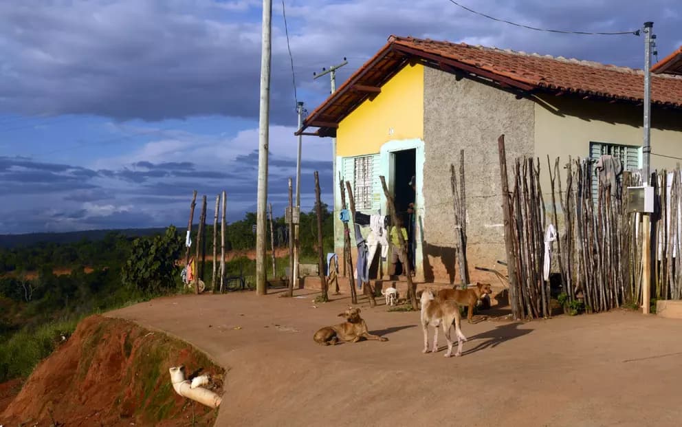 Uma casa no meio da roça